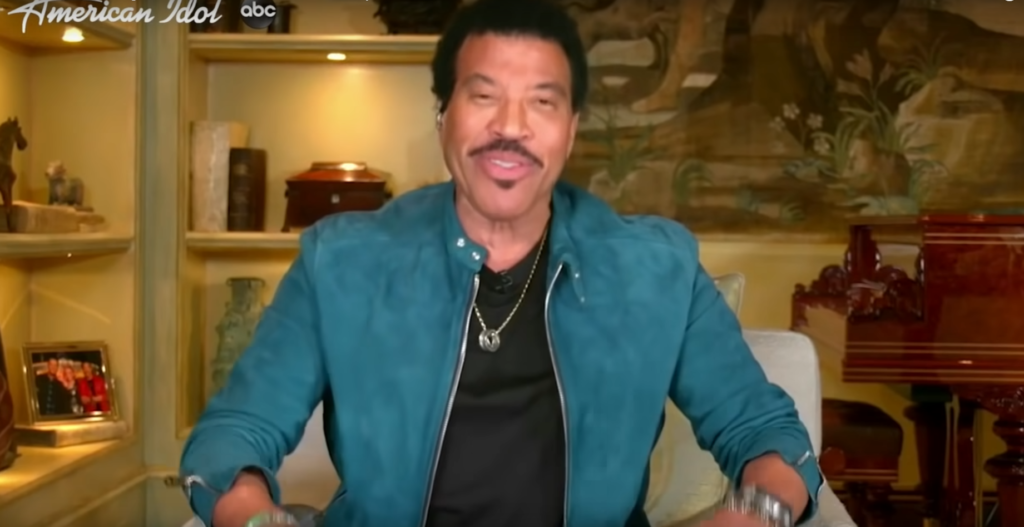 Lionel Richie gushes over Arthur Gunn on "American Idol"